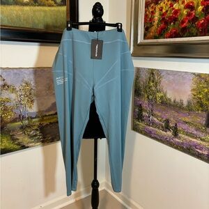 NWT PRETTYLITTETHING leggings size 20